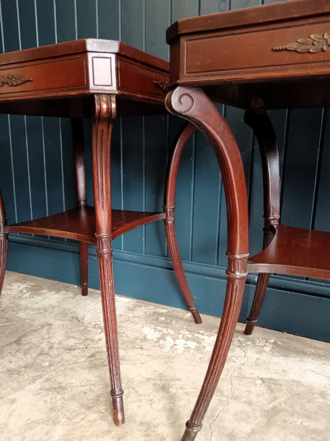 A pair of Regency style red leather top Mahogany lamp tables (12).jpg